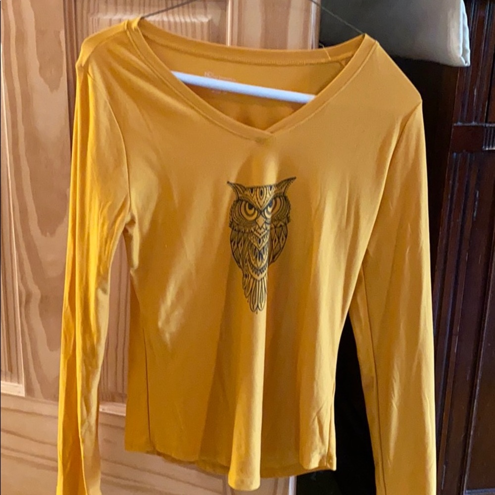 Yellow shirt